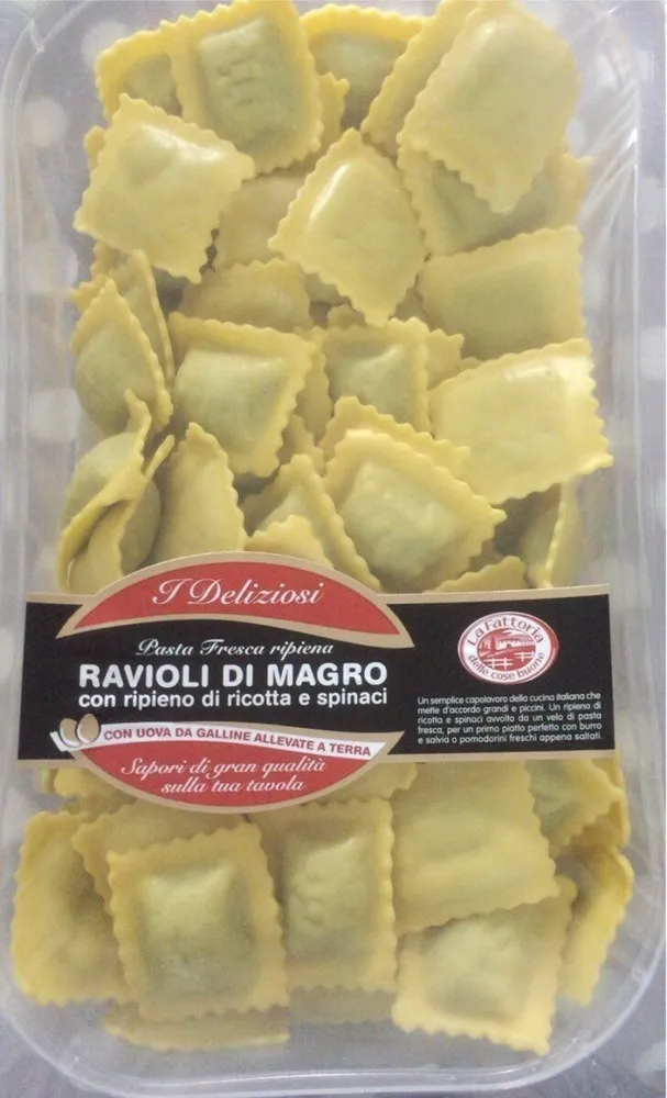 Ravioli di magro con ripieno di ricotta e spinaci