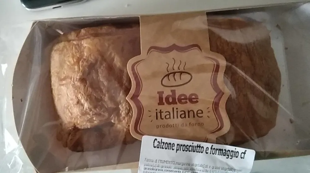 Calzone prosciutto e formaggio