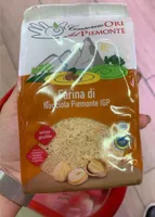 Farina di nocciole