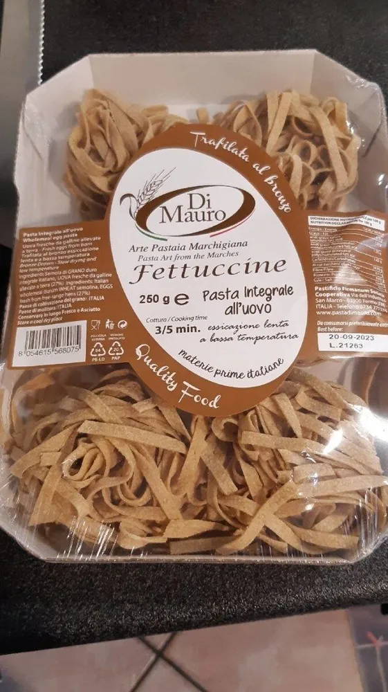 Pasta fettuccine