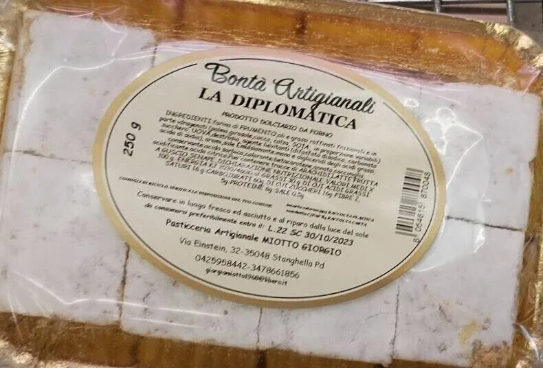 la diplomatica