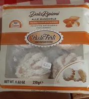 Dolci ripieni alle mandorle