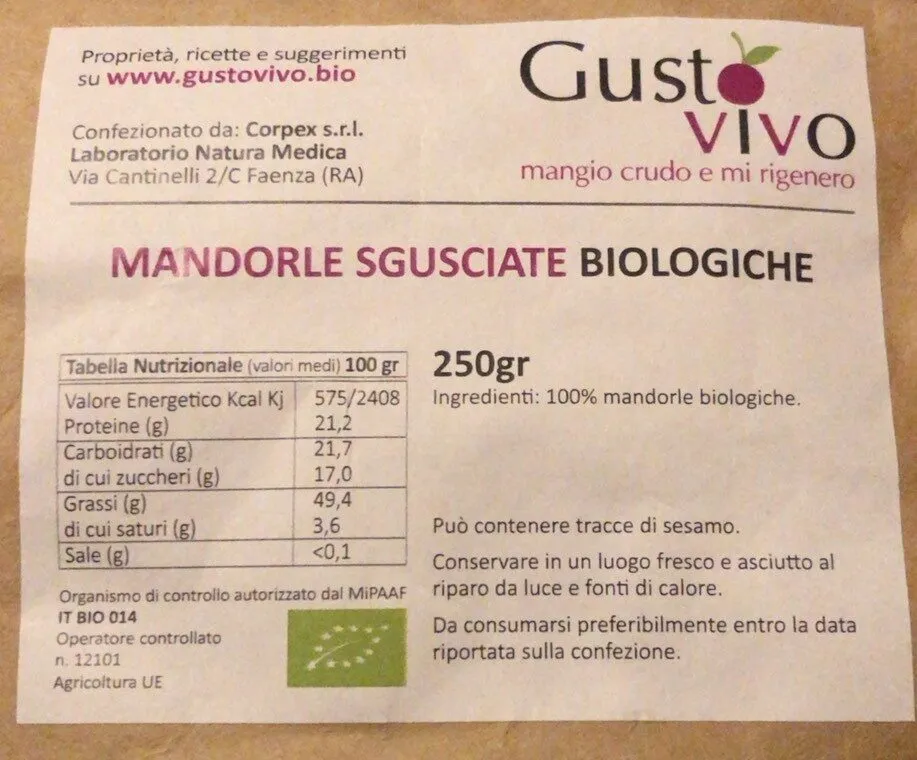Mandorle sgusciate biologiche