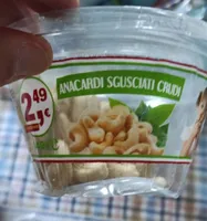 Anacardi sgusciati crudi