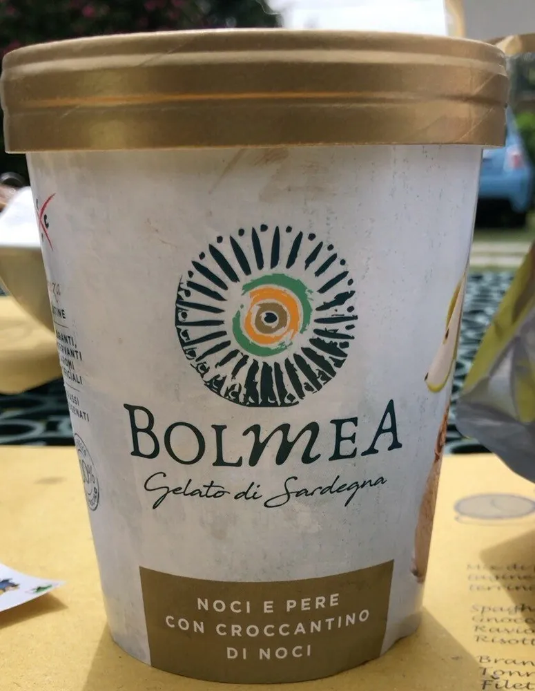 Gelato noci e pere con croccantino di noci
