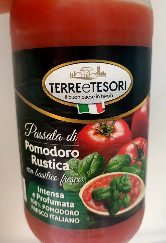 Passata di pomodoro rustica