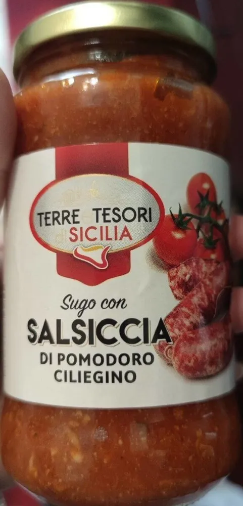 Sugo con salsiccia di pomodoro ciliegino