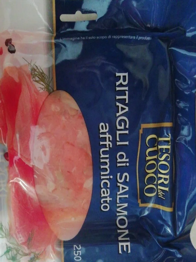 Ritagli di salmone affumicato