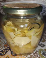Spicchi di carciofo in olio