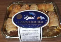 Cannoncini con crema baci perugina