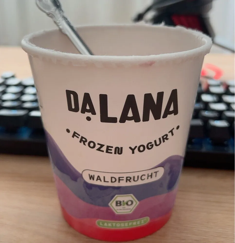 Frozen Yogurt Waldfrucht