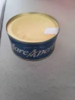 Tonno, olio di oliva e un pizzico di sale