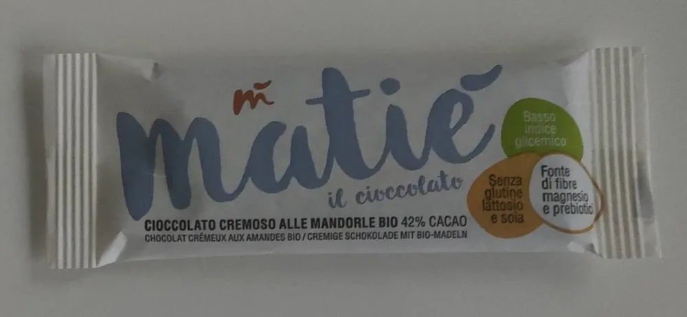 Cioccolato con mandorle, 42% cacao