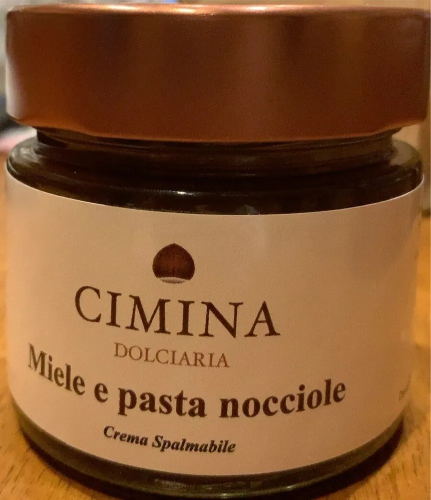 Miele e pasta nocciole