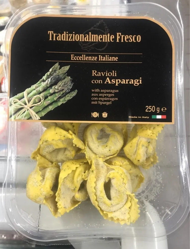 Ravioli con Asparagi