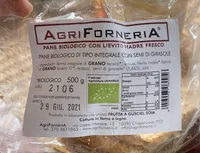 Pane biologico con lievito madre fresco