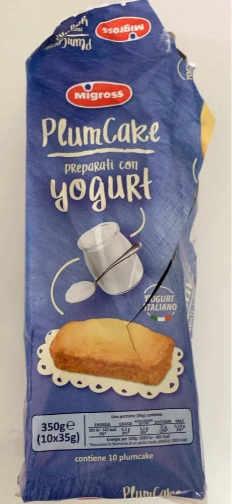 Plum Cake preparati con yogurt
