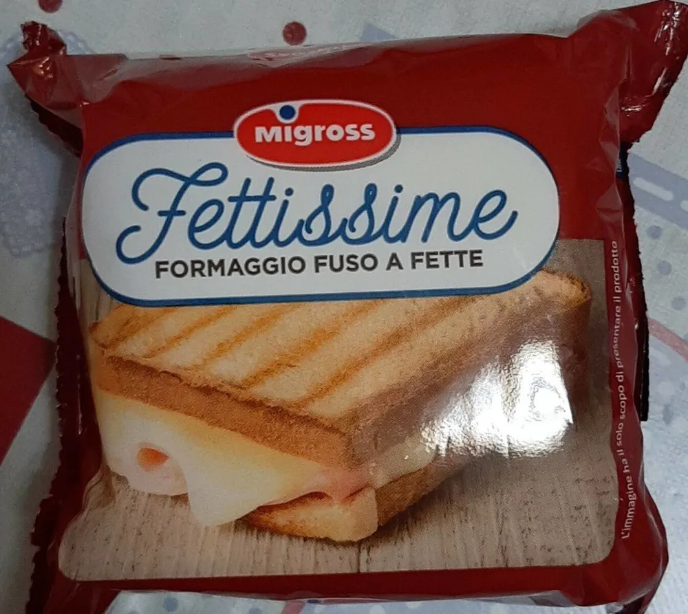 Formaggio fuso a fette