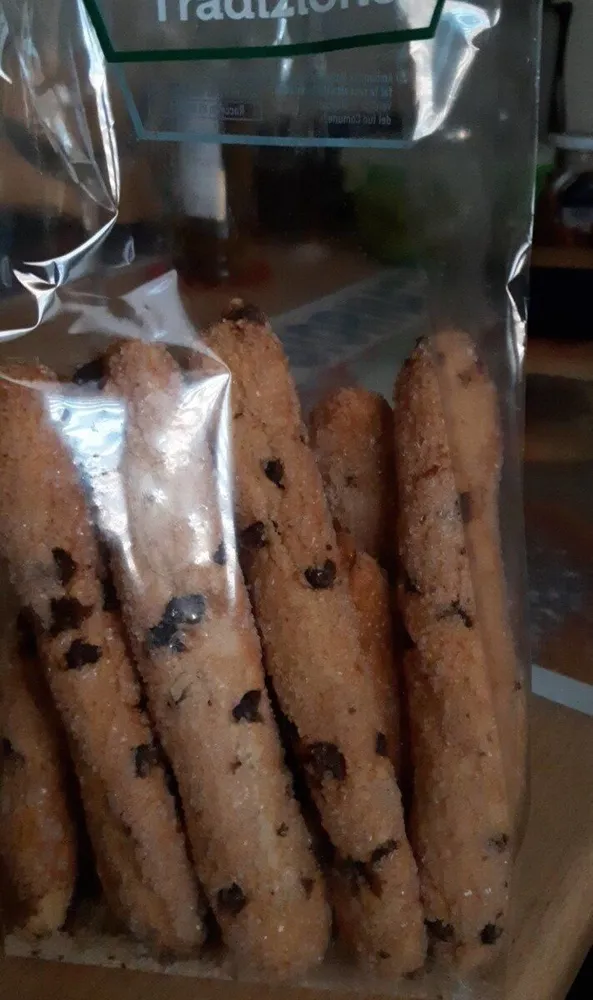 Bastoncini con gocce di cioccolato fondente