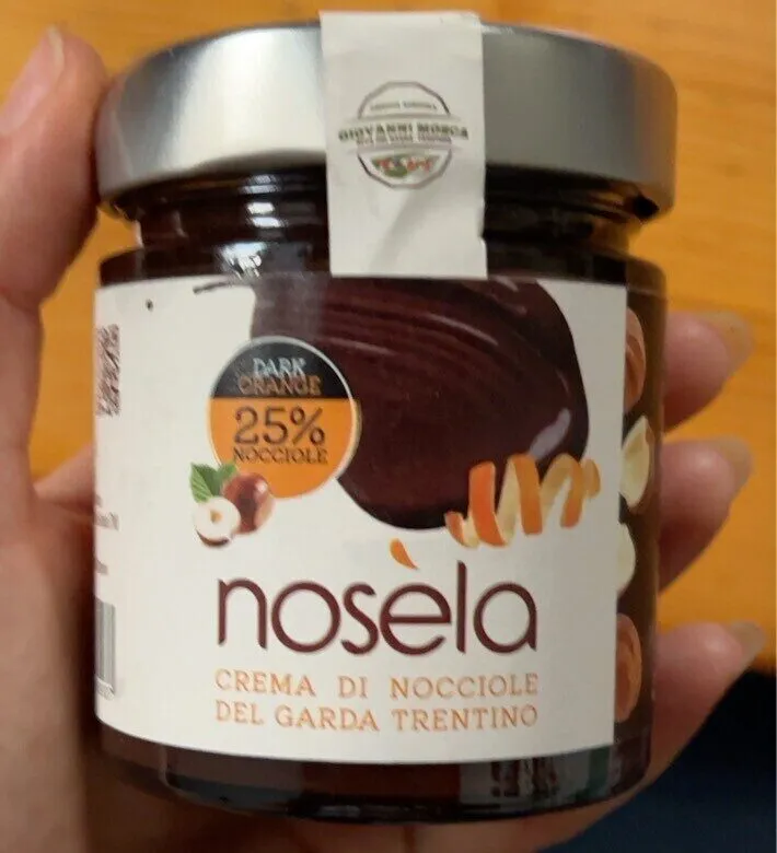 Nosela