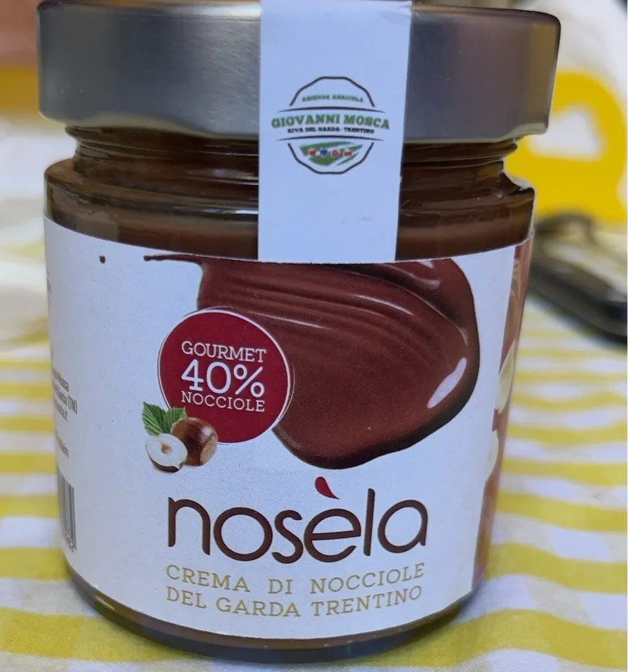 Crema di nocciole