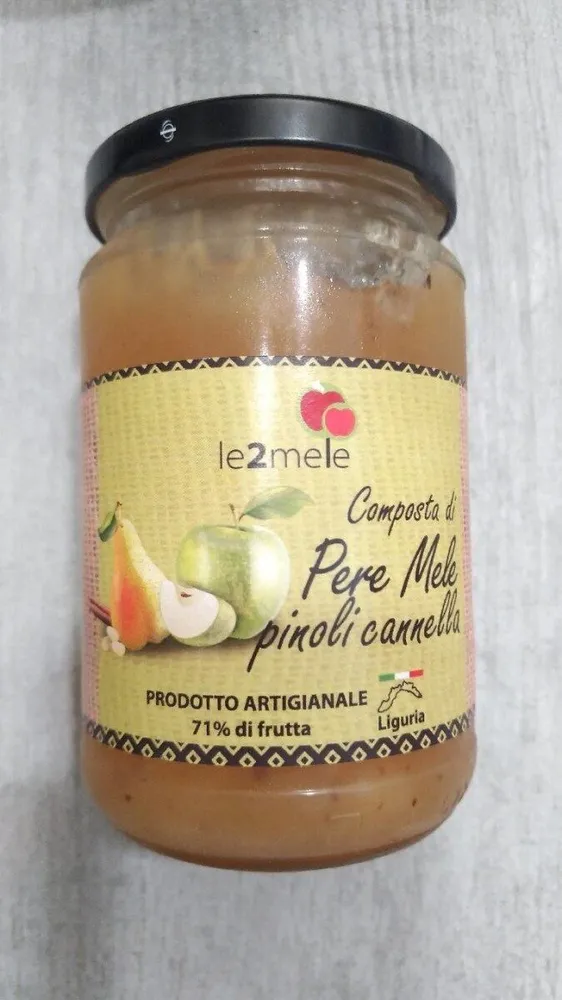 Composta di mele pere pinoli cannella