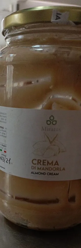 Crema di mandorla