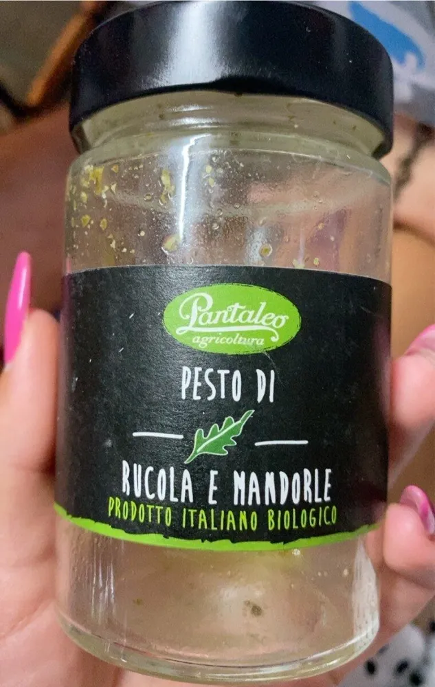 Pesto di rucola e mandorle