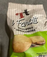 Biscotti ripieni di crema alla nocciola