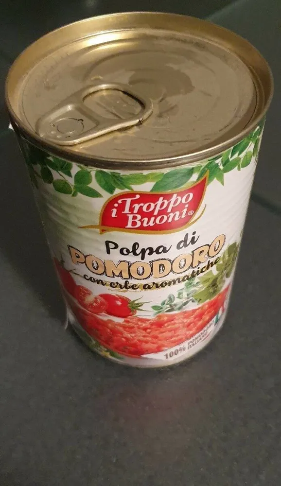 Tomates pelées en morceaux