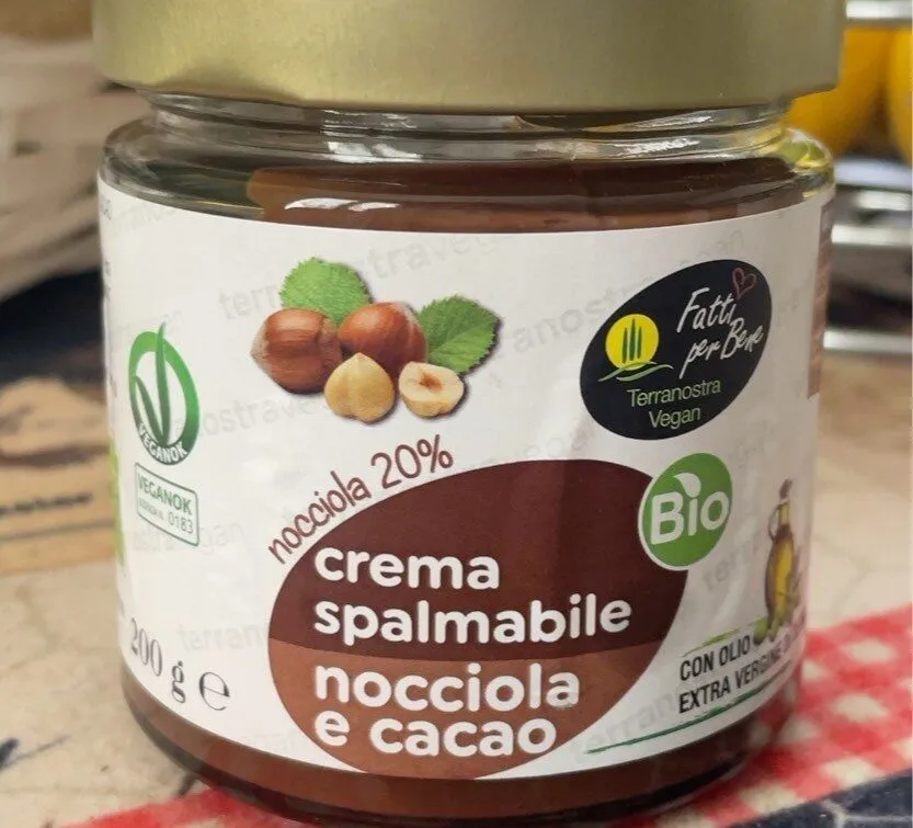Crema spalmabile nocciola e cacao