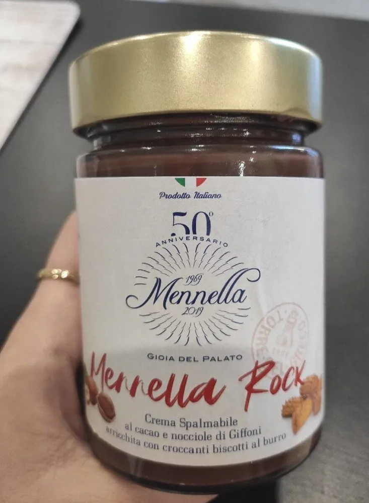Mennella rock