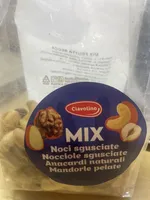 Mix noci sgusciate, nocciole sgusciate, anacardi naturali e mandorle pelate
