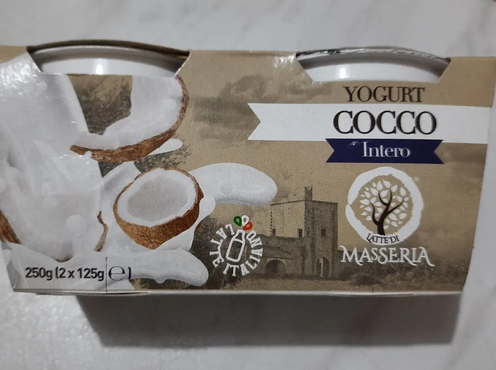 Yogurt cocco intero