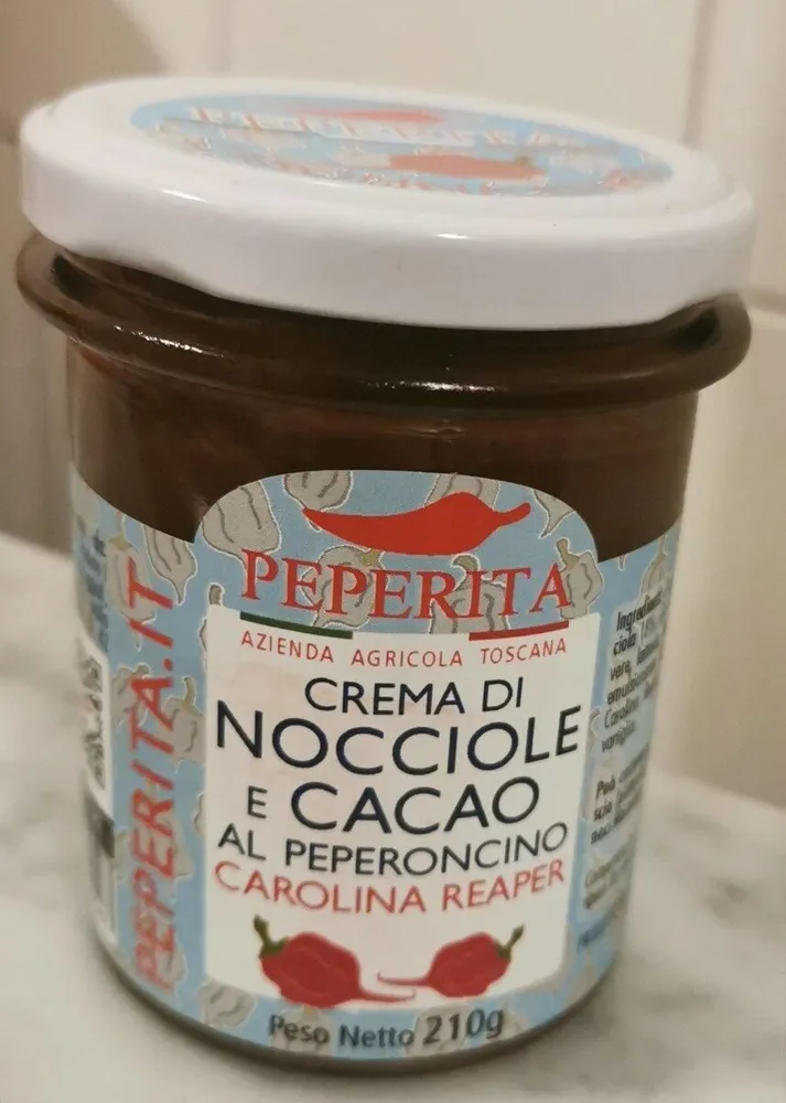 Crema di nocciole e cacao al peperoncino
