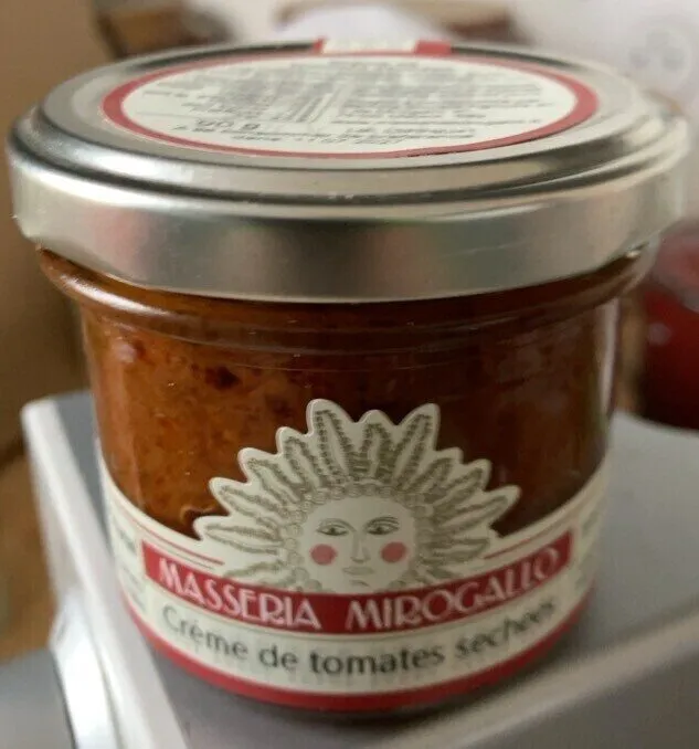 Crème de tomates sechees