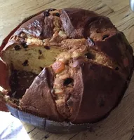 Pannetone aux fruits confits et raisins