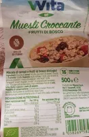 Muesli di cereali e frutti di bosco biologici