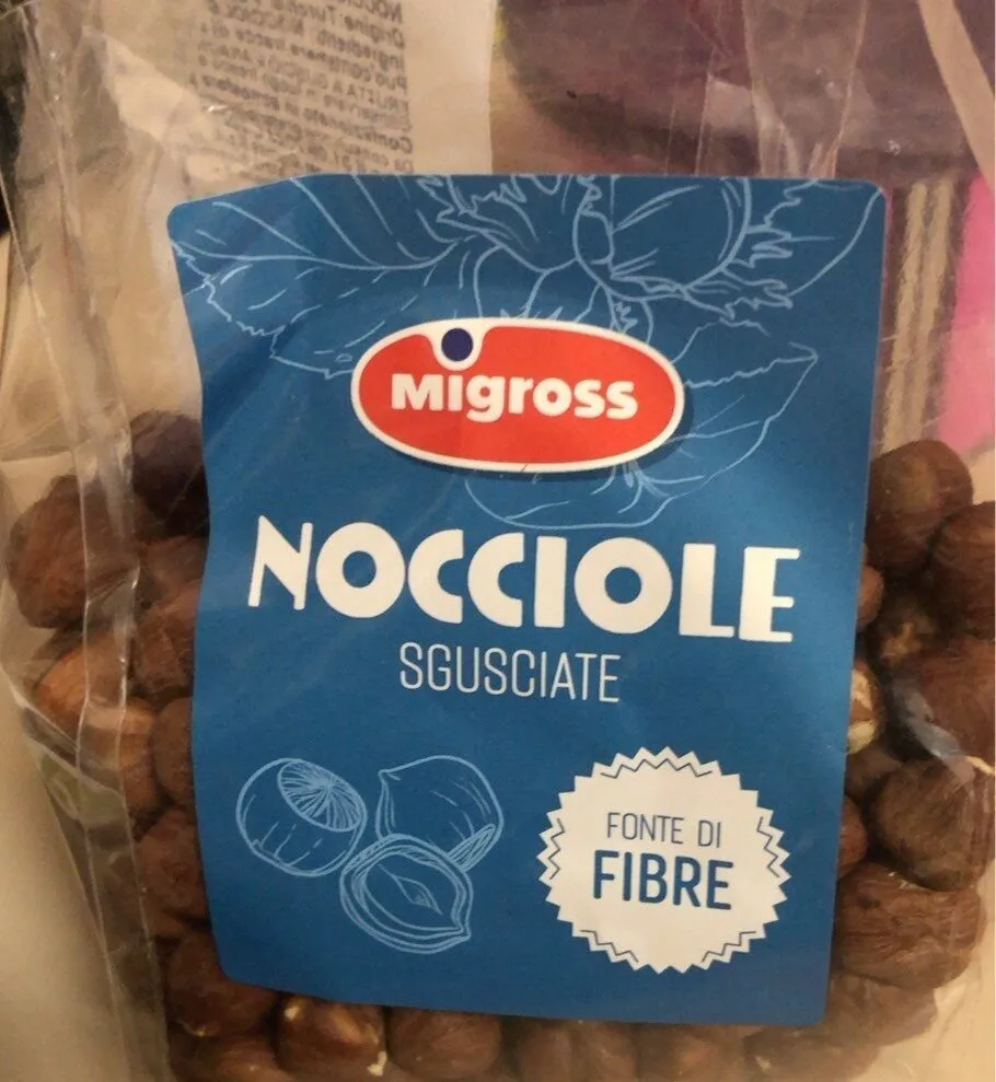 Nocciole sgusciate