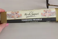 Torrone friabile con mandorle