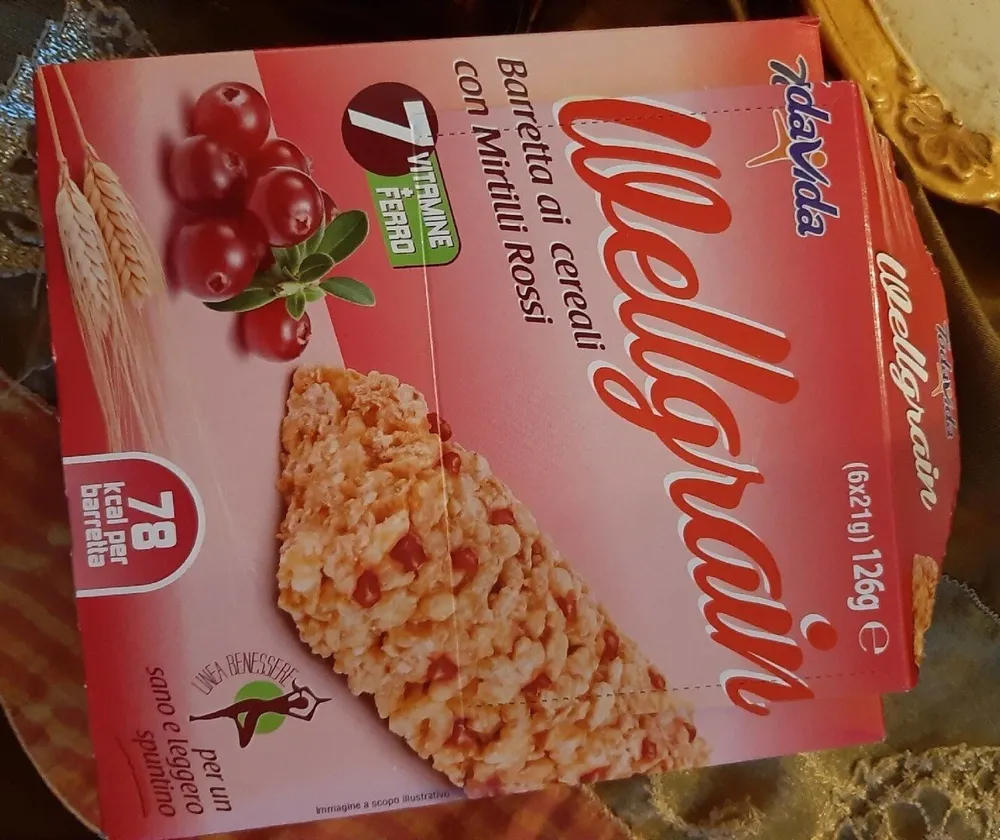 Barretta ai cereali con mirtilli rossi