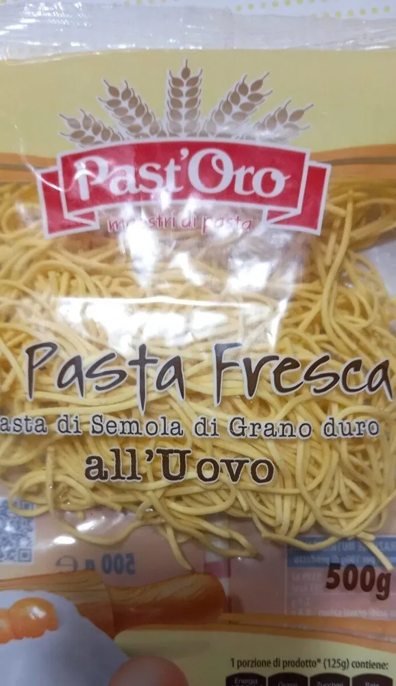 Pasta fresca di semola di grano duro all'uovo