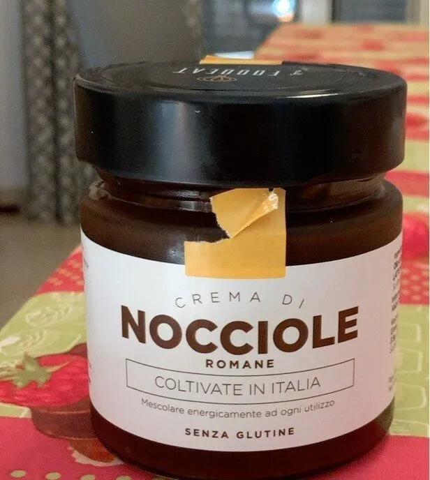 crema di nocciole romane