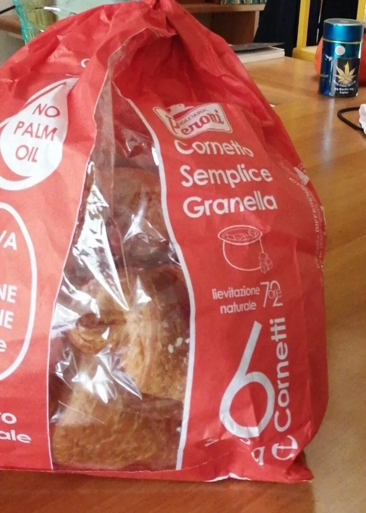 Cornetto semplice granella