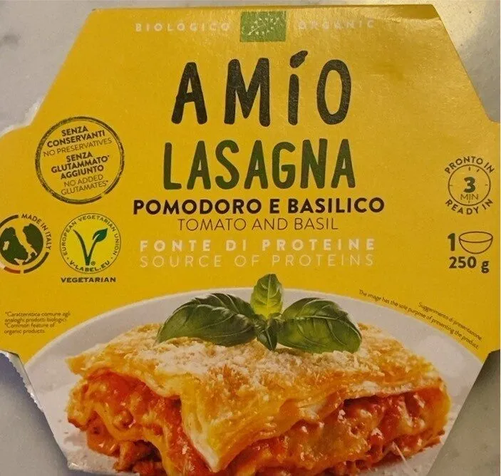 Lasagna pomodoro e basilico