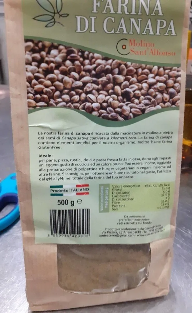 Farina di canapa