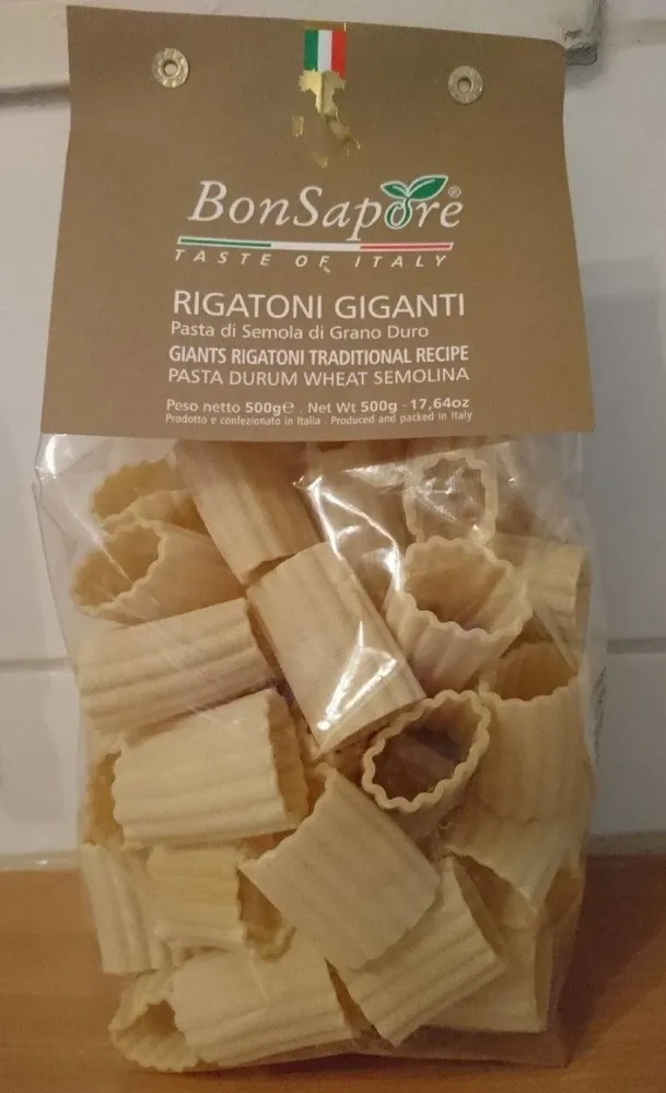 Rigatoni giganti