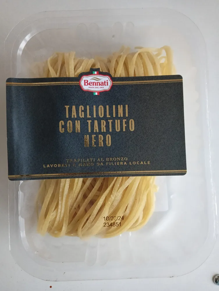 tagliolini con tartufo nero