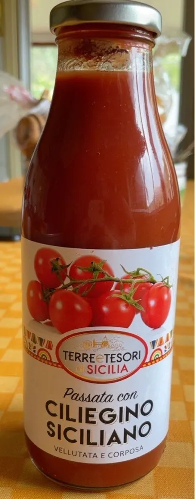 Passata con ciliegino siciliano