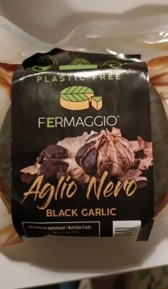 Formaggio aglio nero